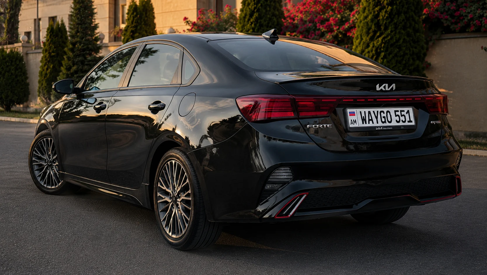 Kia Forte 2023 — photo 2