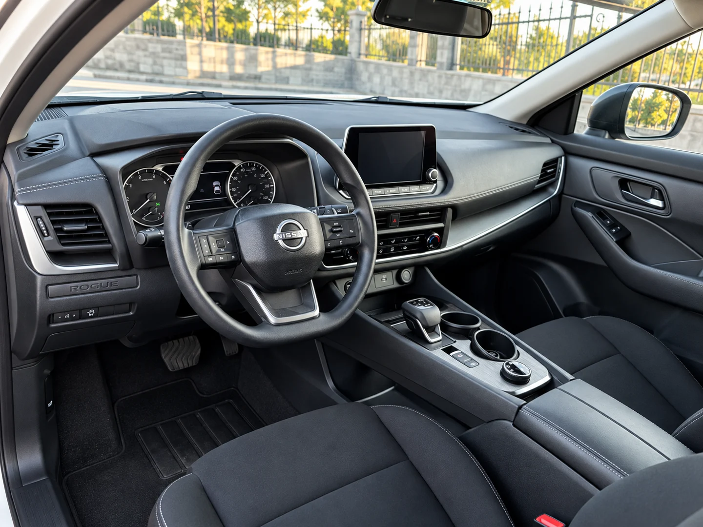 Nissan Rogue S 2025 — photo 5