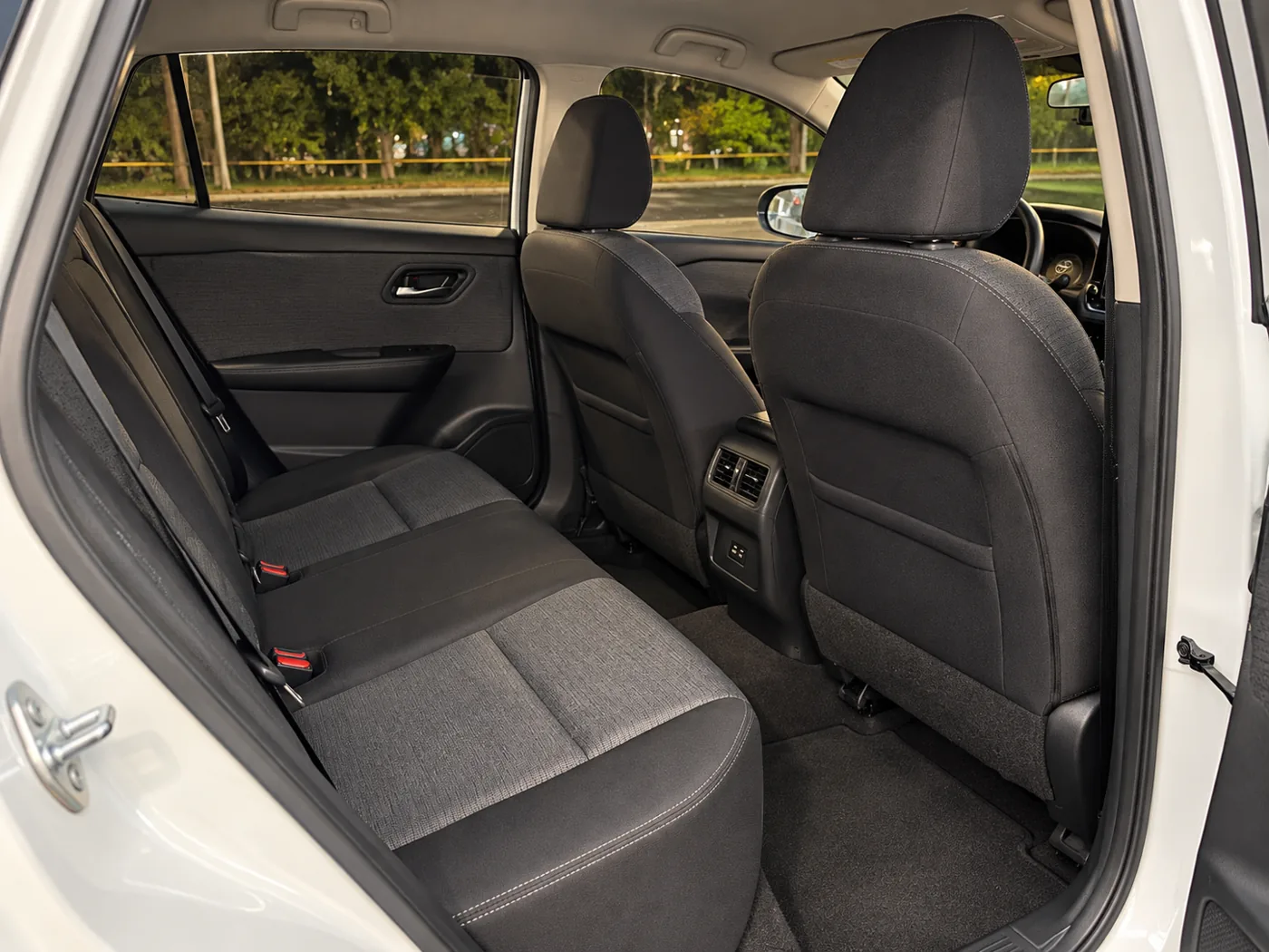 Toyota Corolla 2022 — photo 6